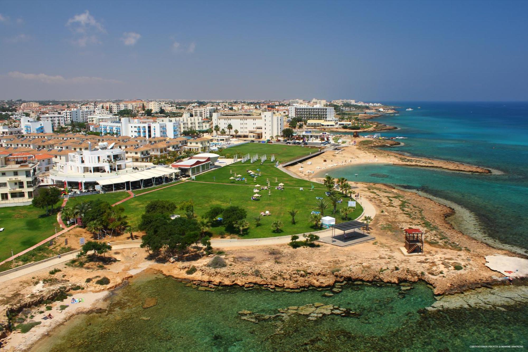 Polyxenia Isaak Luxury Villas And Apartments Protaras Exterior foto